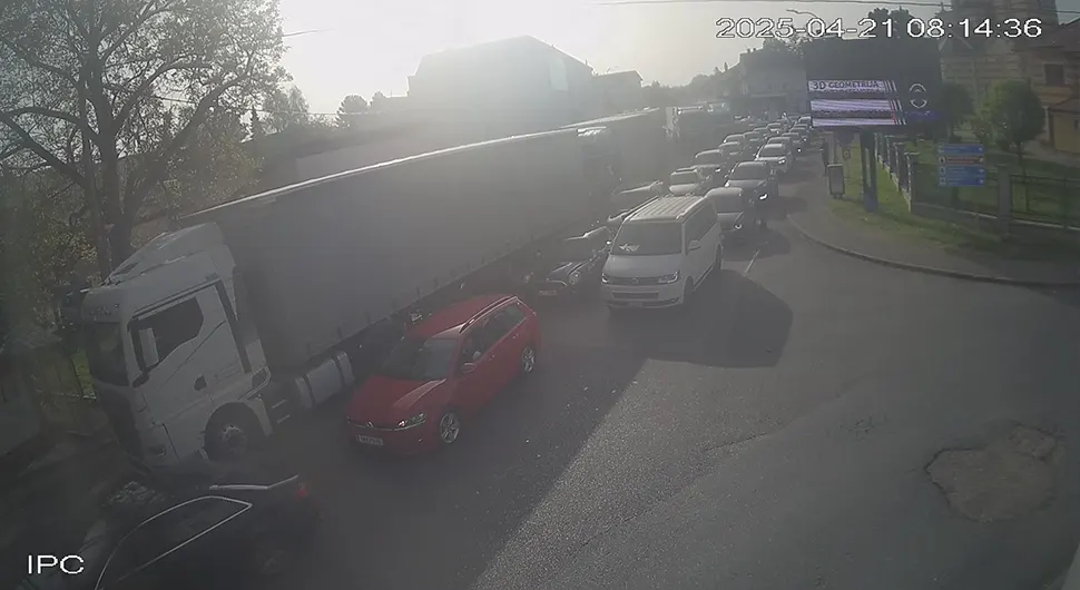 6805e2d05d6f9-Гранични прелаз.webp